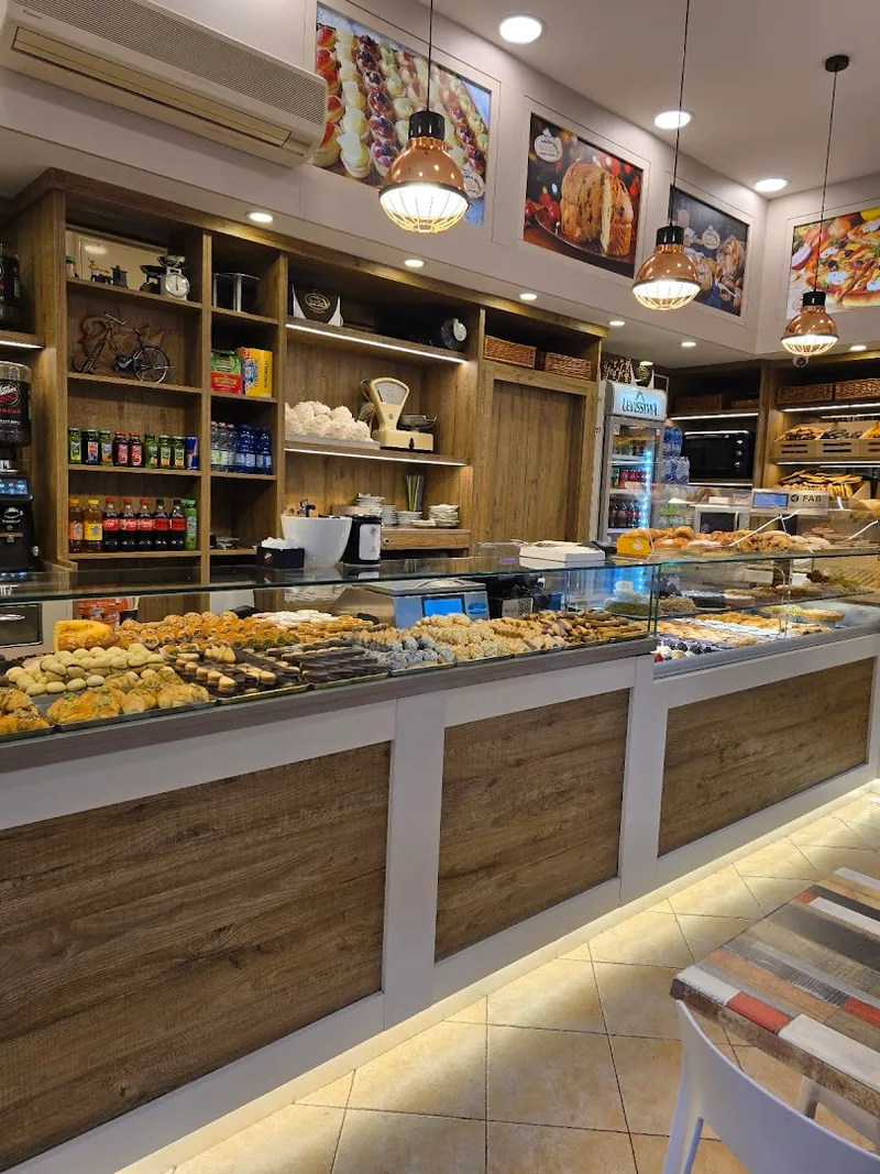 Panificio Pasticceria Caffetteria Col di Lana foto 7