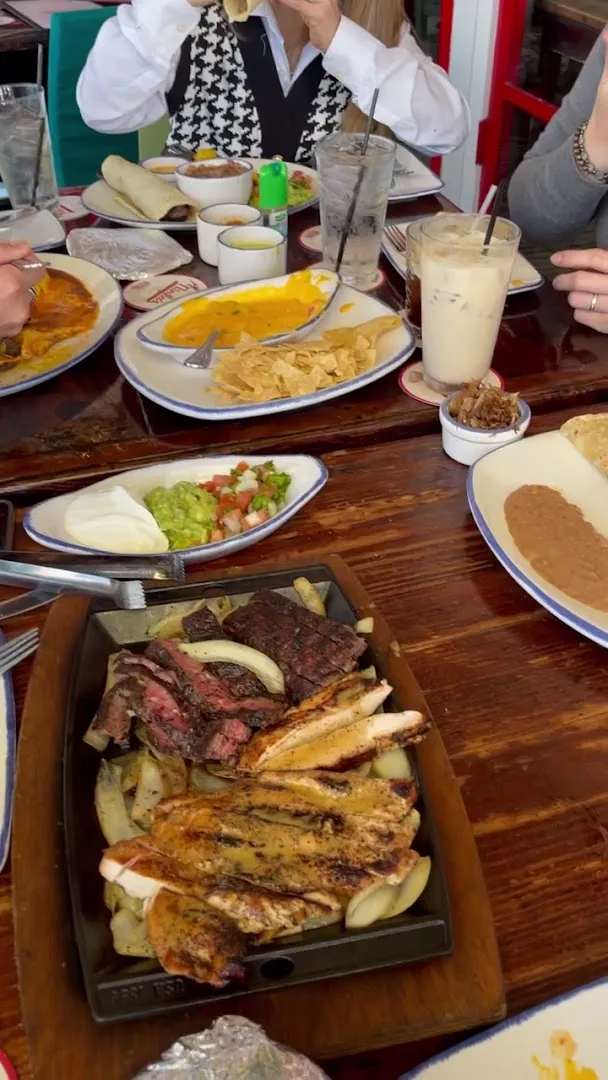 Ninfa's on Navigation photo 8
