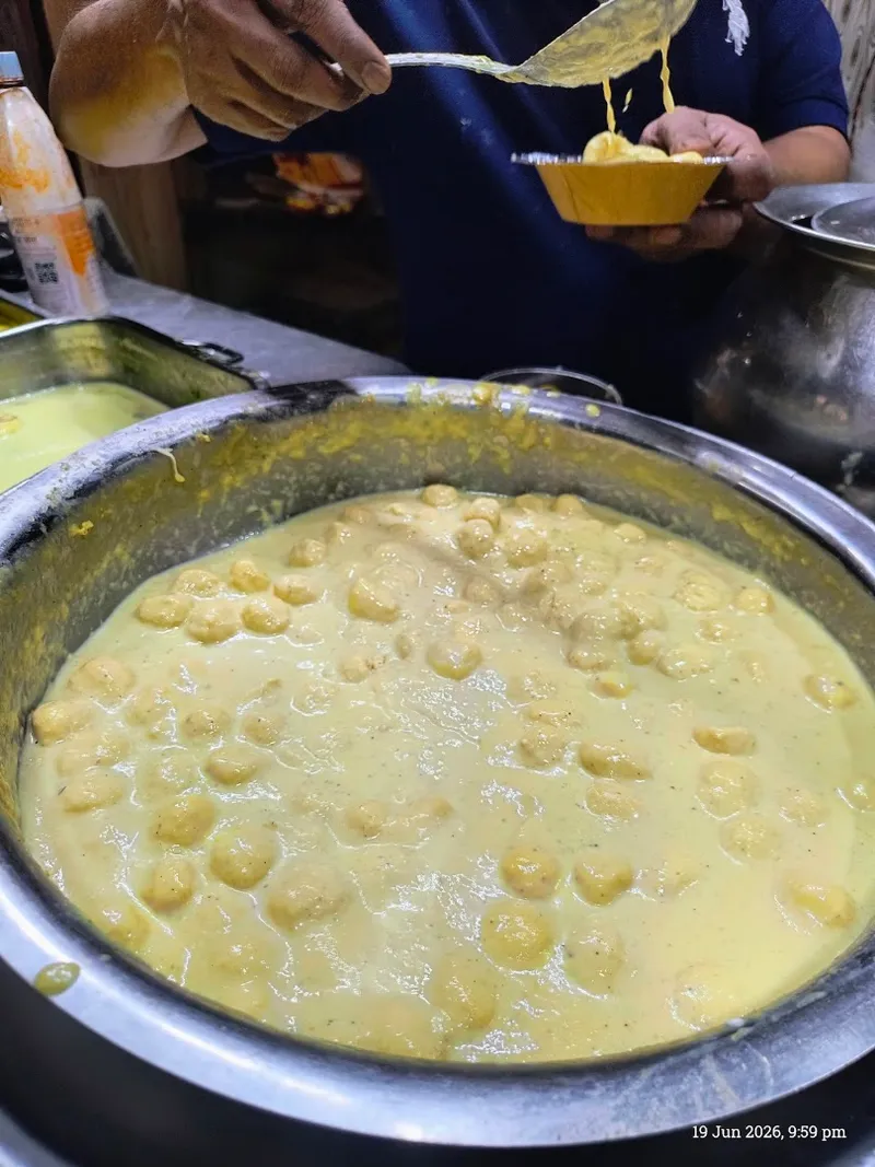 Street Food Stall - Hot Saffron Milk photo 5