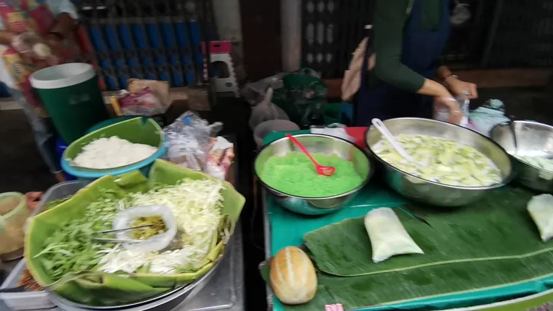 Trok Mor Morning Market foto 8