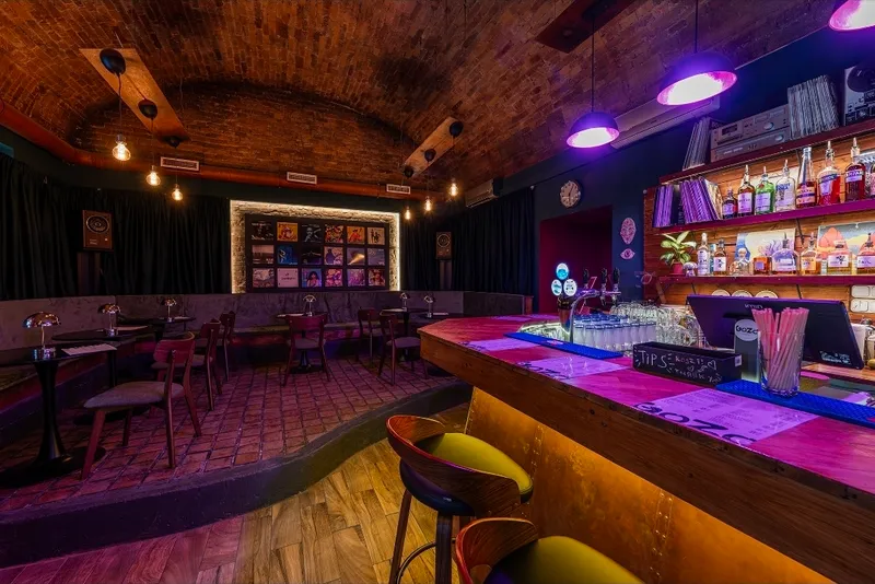 Guzo Pub foto 5