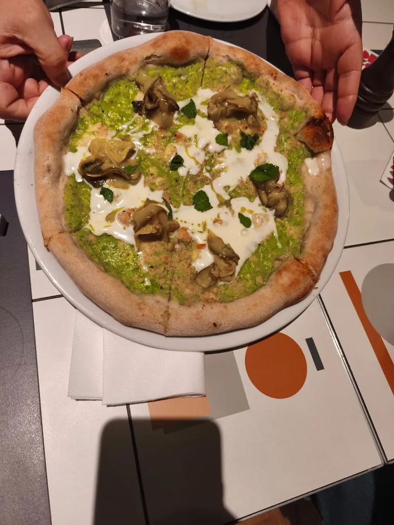 SP 143 Pizzeria Contemporanea foto 9