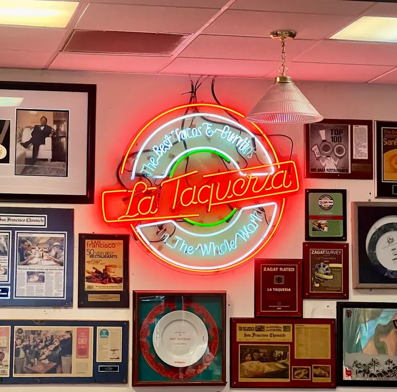 La Taqueria photo 10