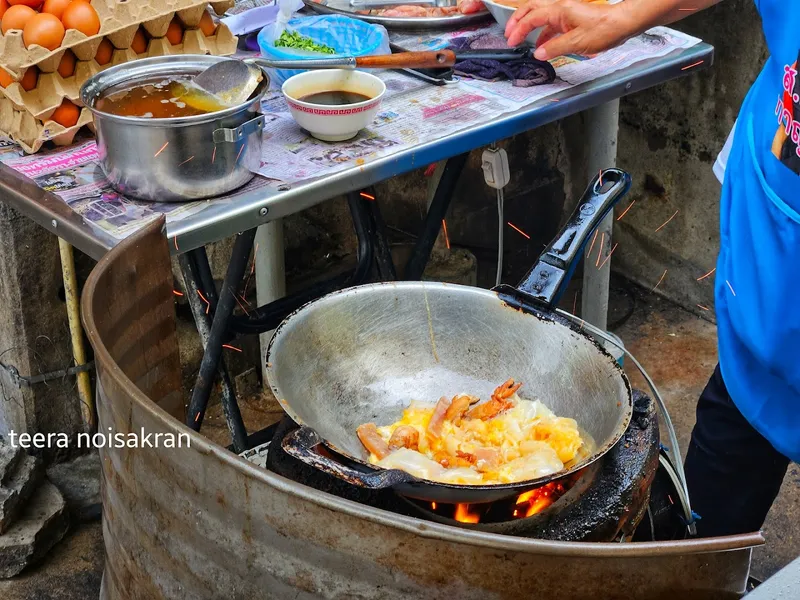 Kuaytiaw Khua Kai Suan Mali Chicken Noodle at Klang Hospital Junction foto 9