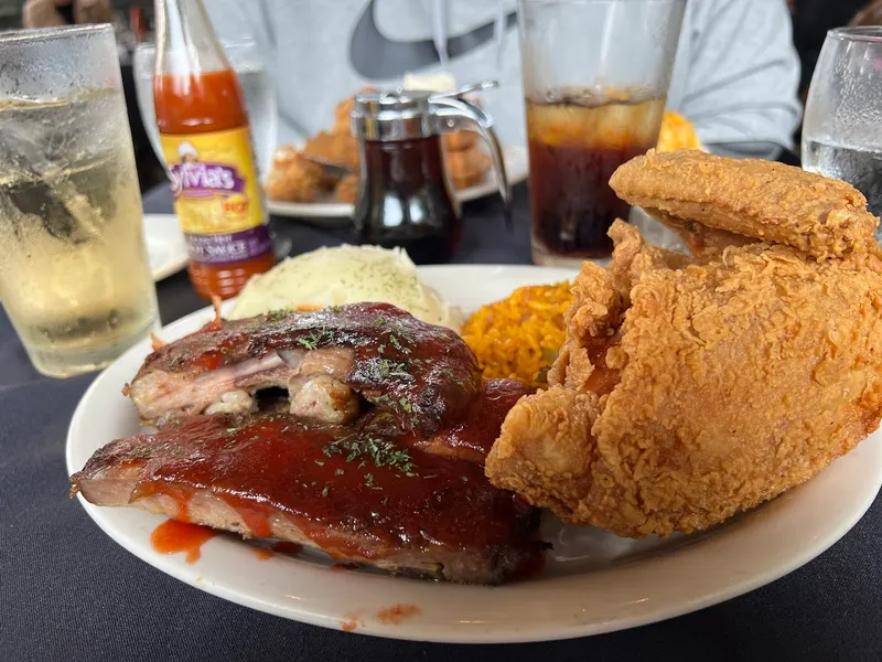 Sylvia's Restaurant photo 9