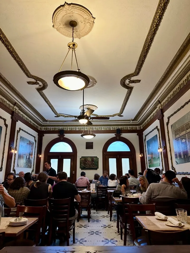 Ralph's Italian Restaurant photo 9