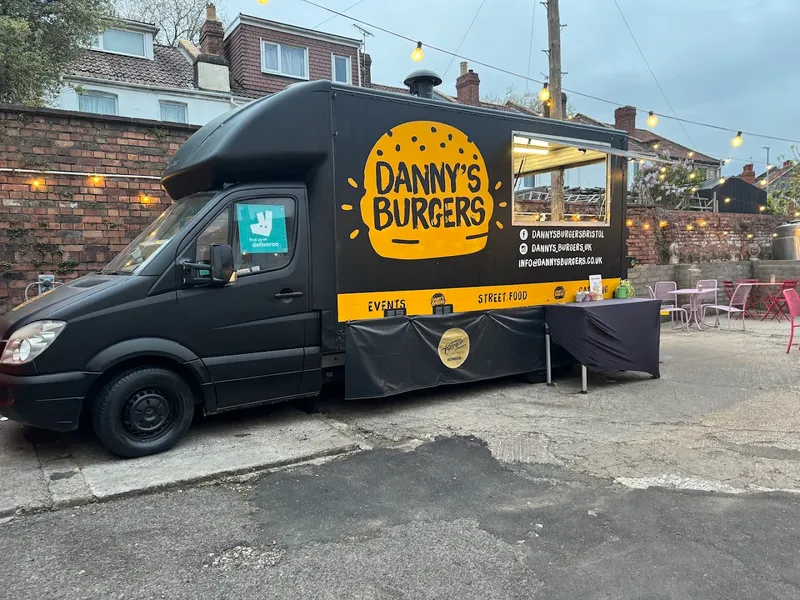 Danny's Burgers photo 5