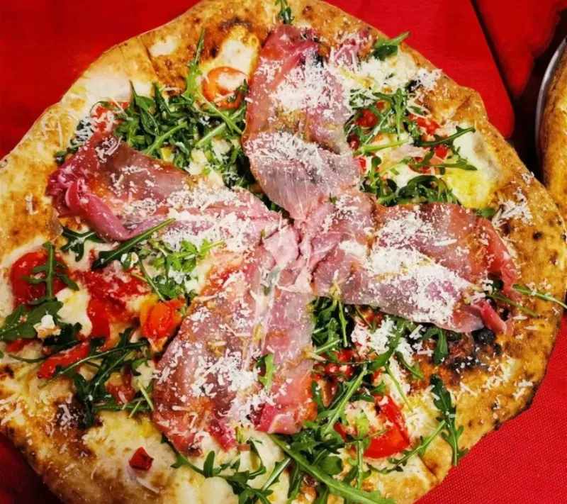 Pizzeria (non specificata, ma citata come ultimo ristorante del tour) foto 10