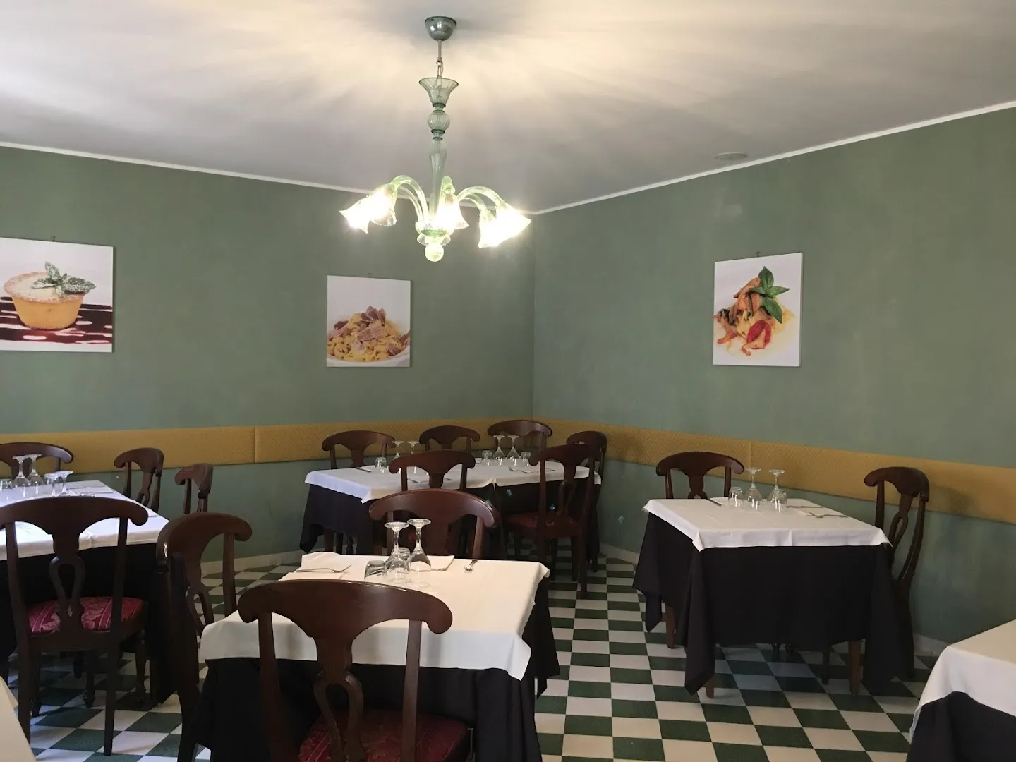 Pollo tostato sulla piastra at Miseria e Nobiltà