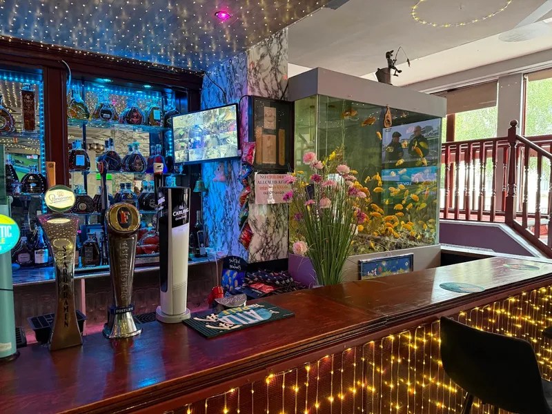 Escape Lounge photo 5