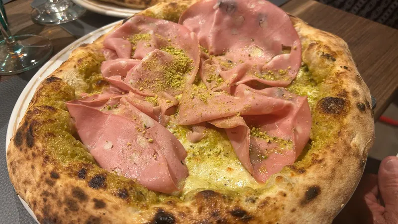 Sasà Martucci - Pizzeria I Masanielli photo 5
