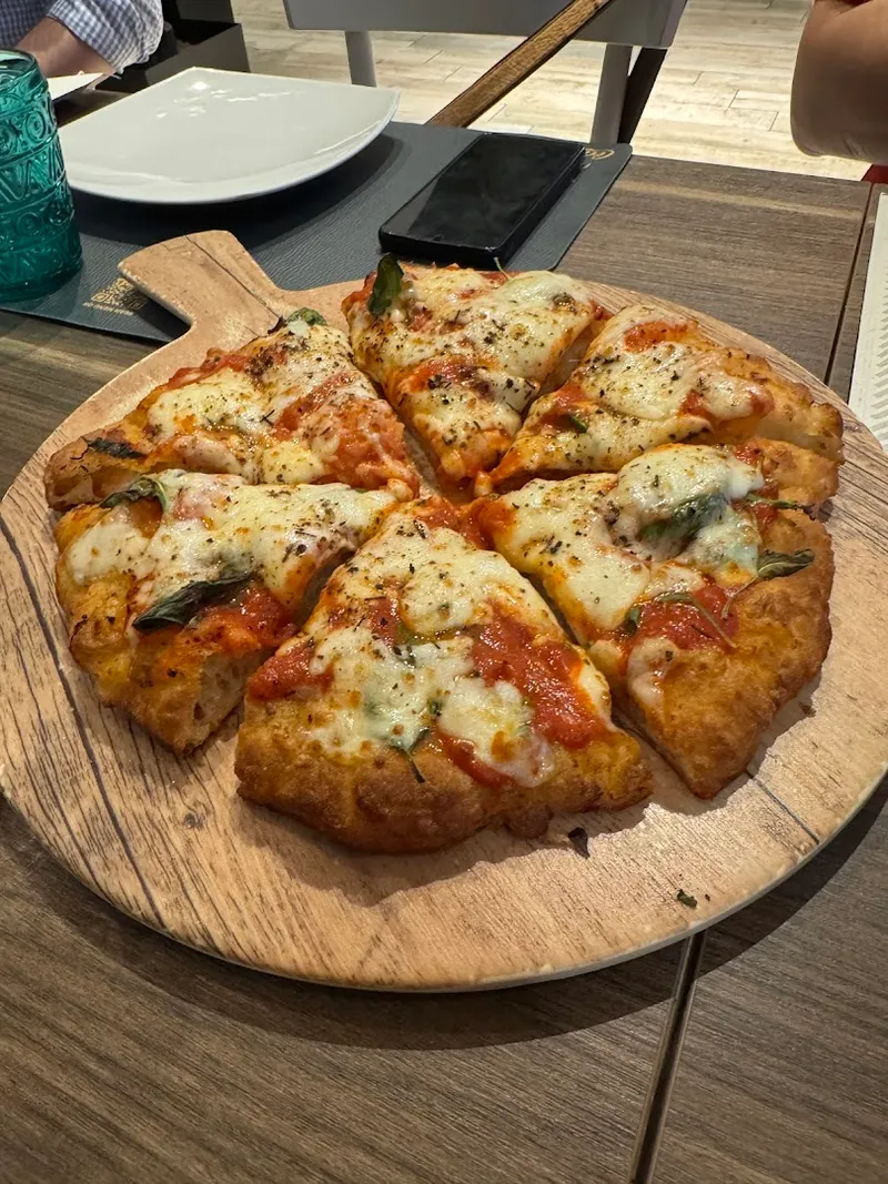 Sasà Martucci - Pizzeria I Masanielli photo 6