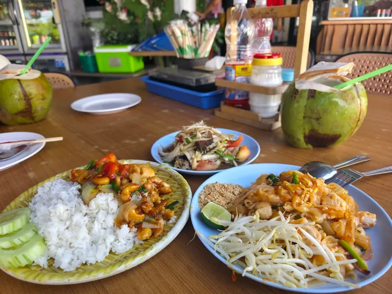 Ae Som Tam & Yum Duead foto 7