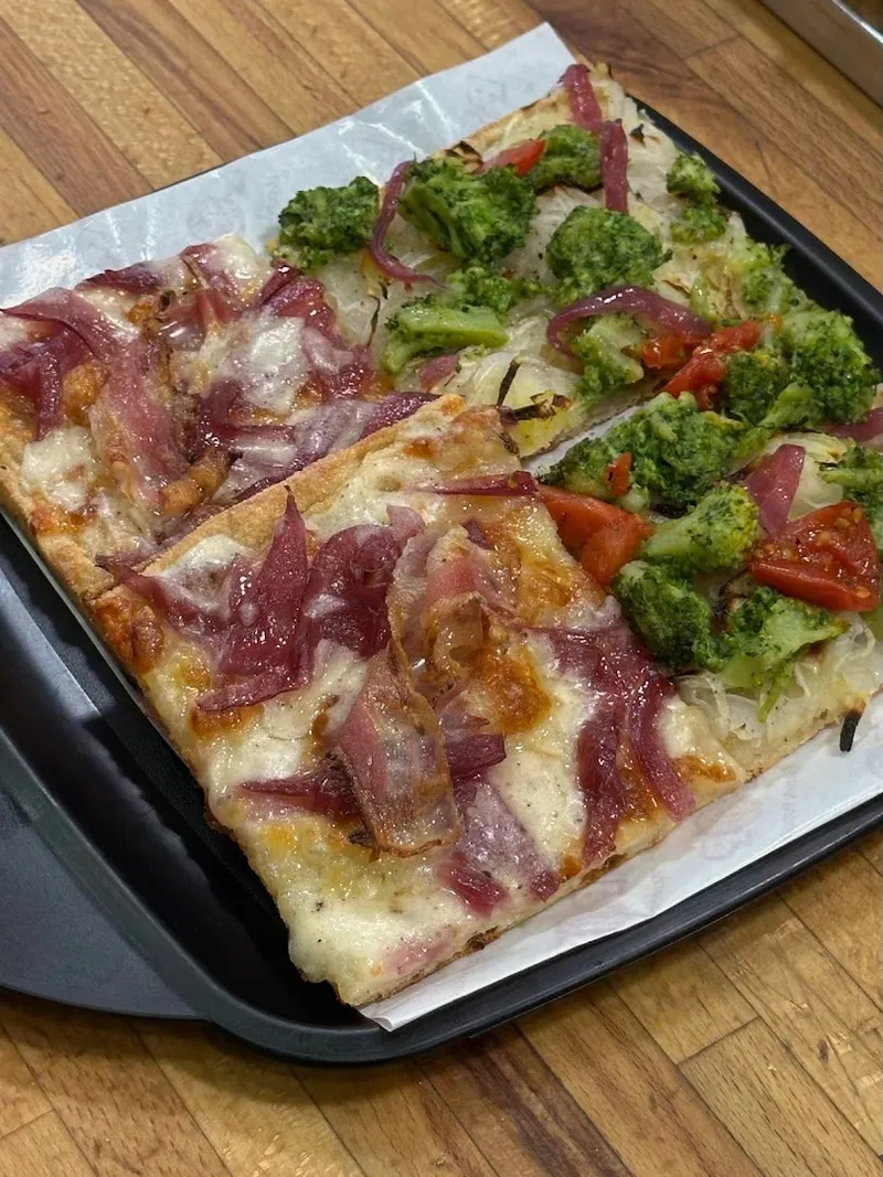 Pop Pizzeria Popolare photo 7
