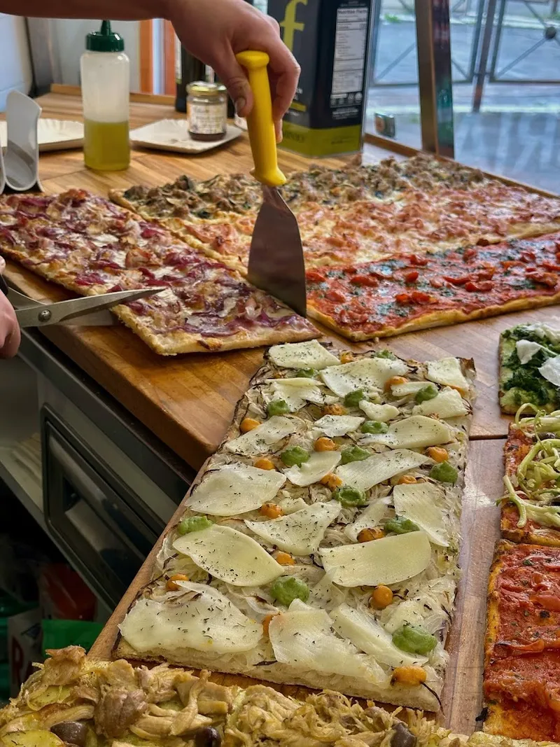 Pop Pizzeria Popolare photo 6