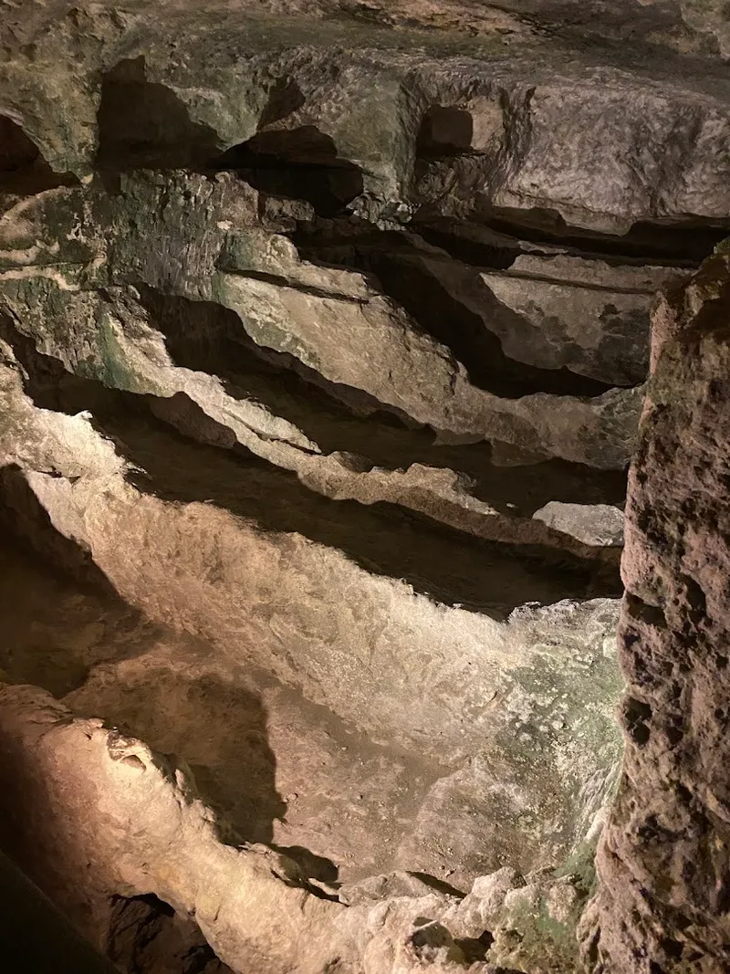 St. Paul's Catacombs foto 6