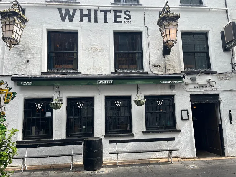 White's Tavern photo 7