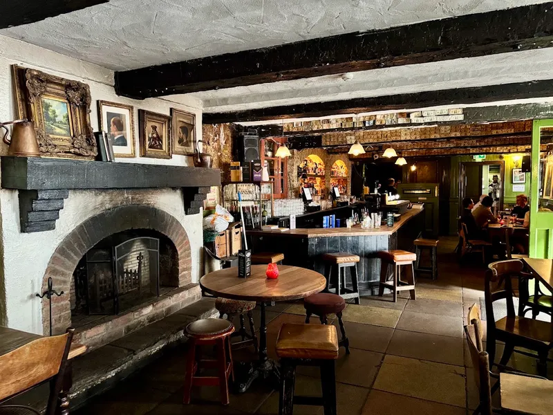 White's Tavern photo 9
