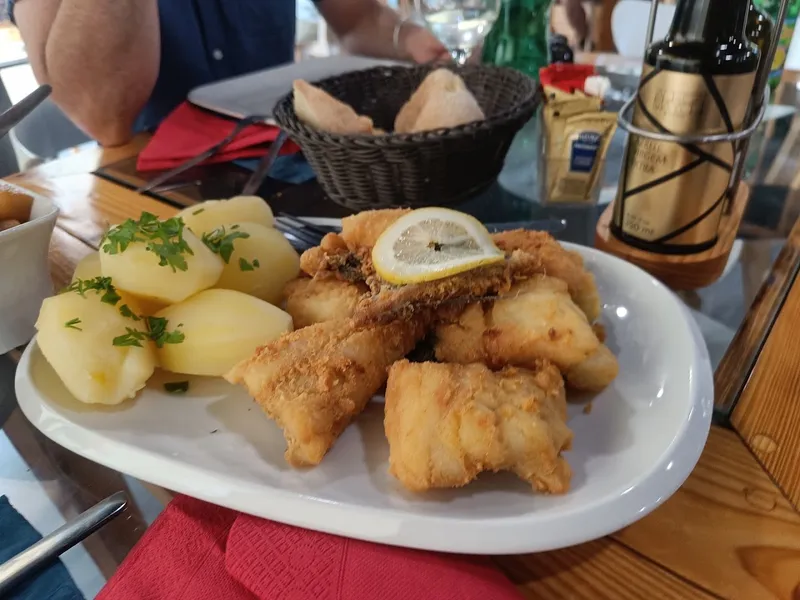 Aldina Restaurant & Bar photo 8