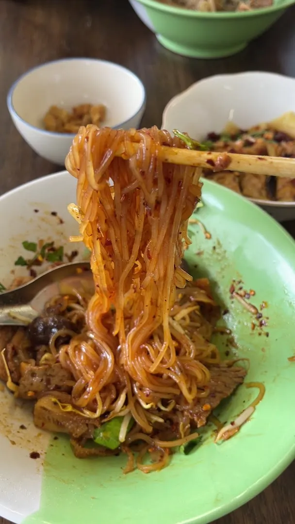 ก๋วยเตี๋ยวเนื้อตุ๋น photo 8