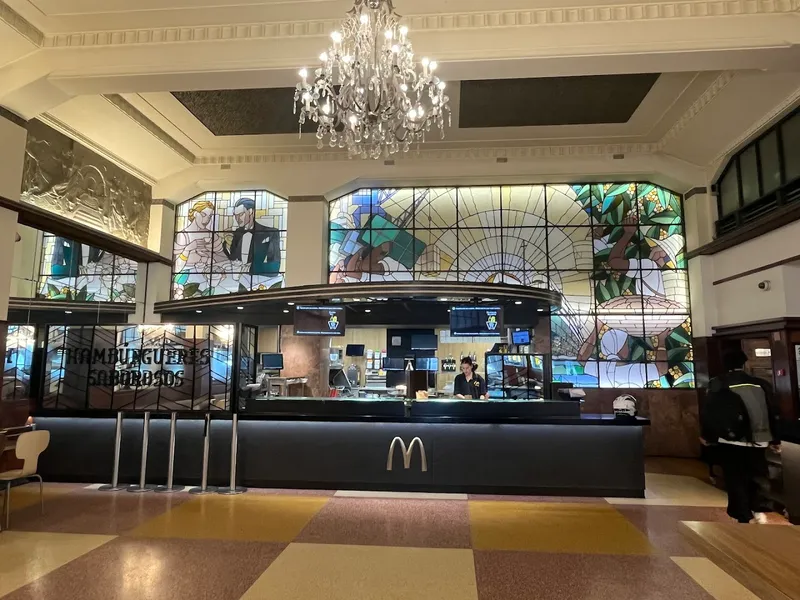 McDonald's Porto Imperial photo 7
