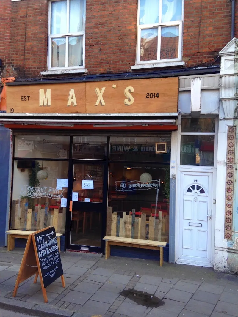 Max's Sandwich Shop