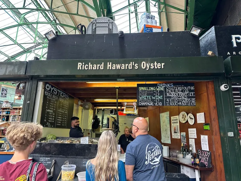 Richard Howard Oysters foto 6