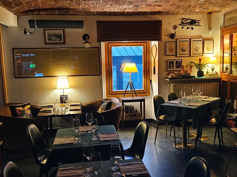 Smoking Wine Bar photo 6