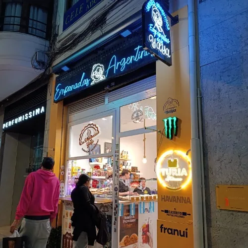 Las Empanadas de la Yaya | Argentinian Takeaway Restaurant | Para Llevar en Valencia