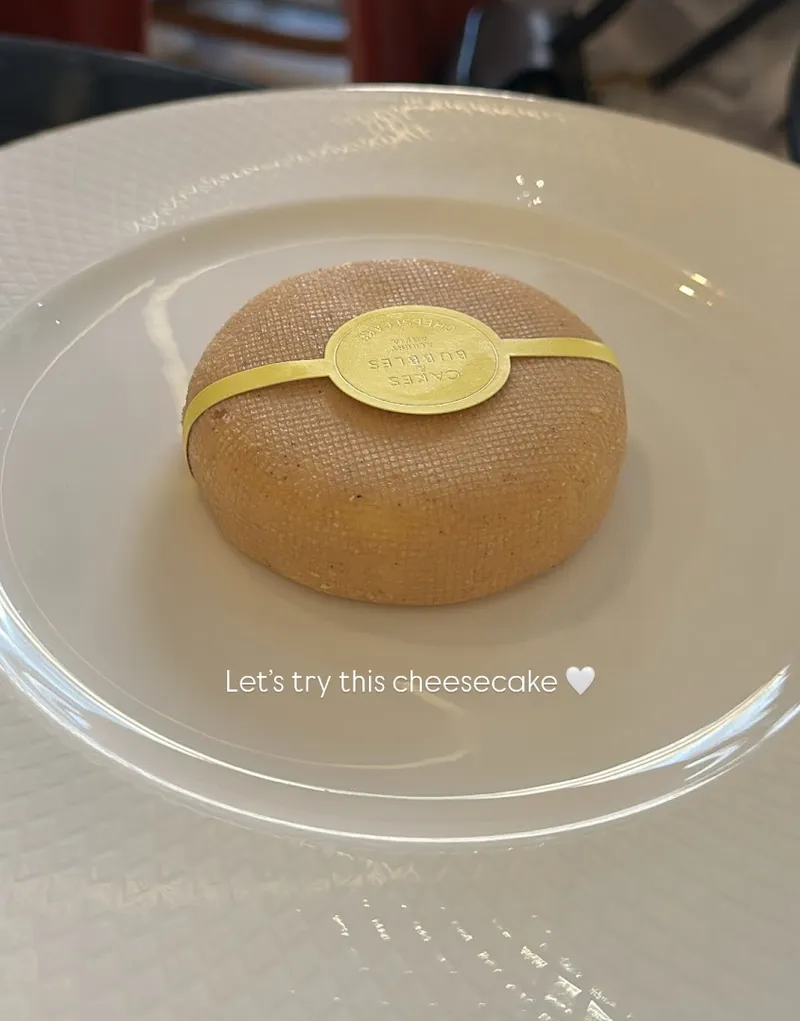 Cakes & Bubbles photo 5