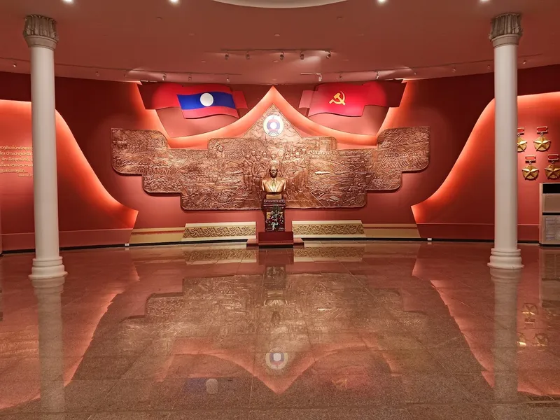 Museum of the History of the Lao Army foto 9