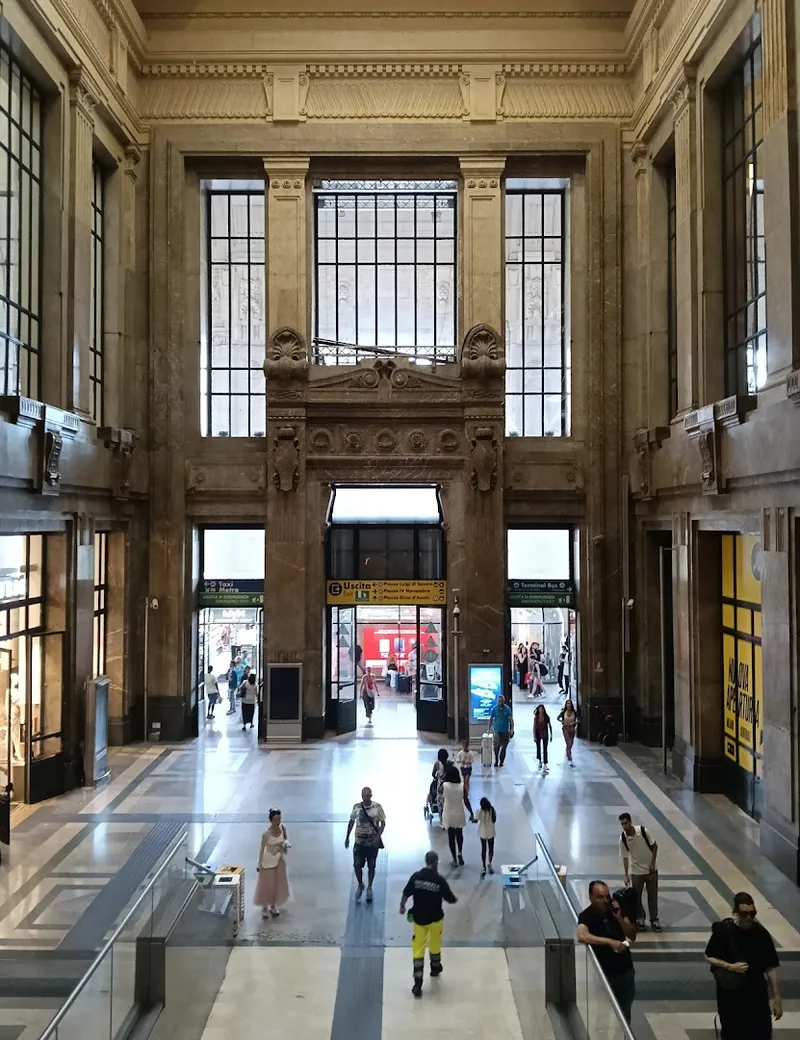 McDonald's Milano Stazione Centrale photo 10