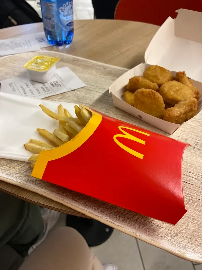 McDonald's Milano Stazione Centrale photo 5