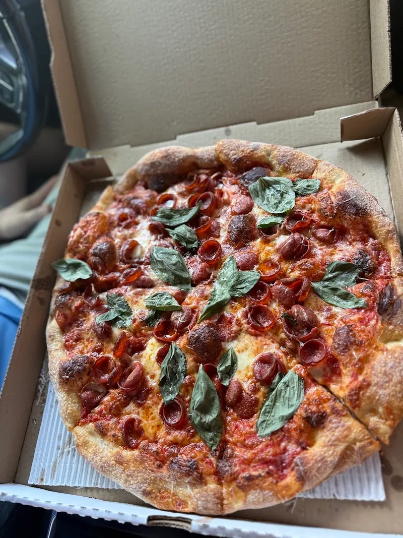 Angelo's Pizzeria foto 5