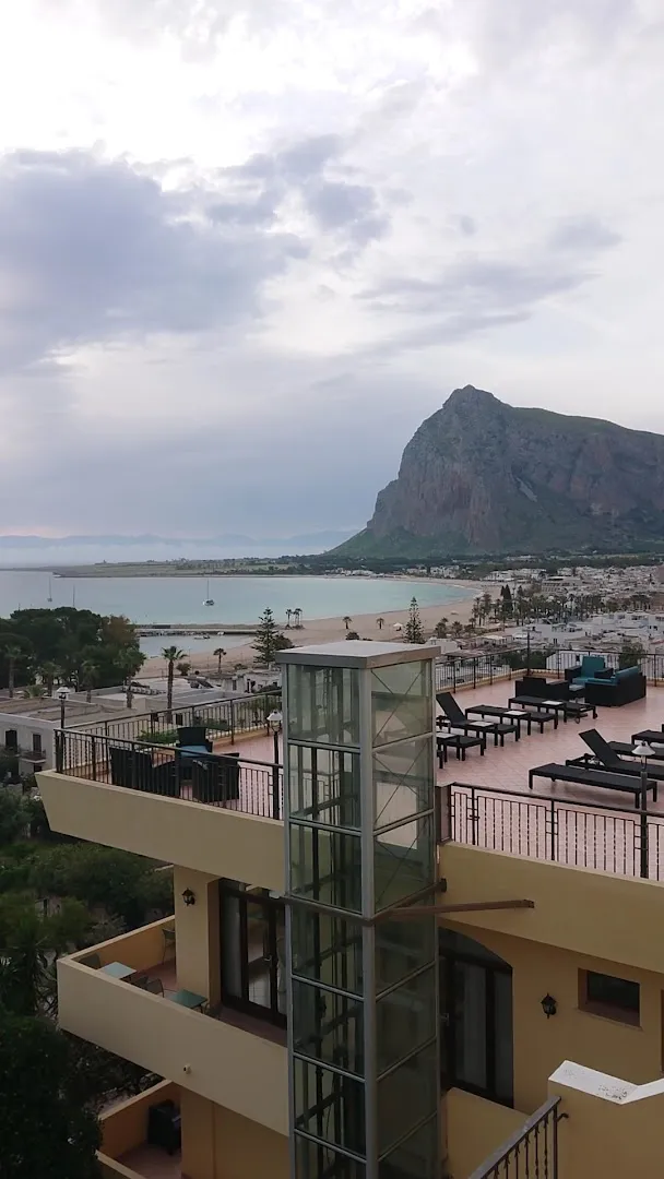 Hotel Panoramic photo 8