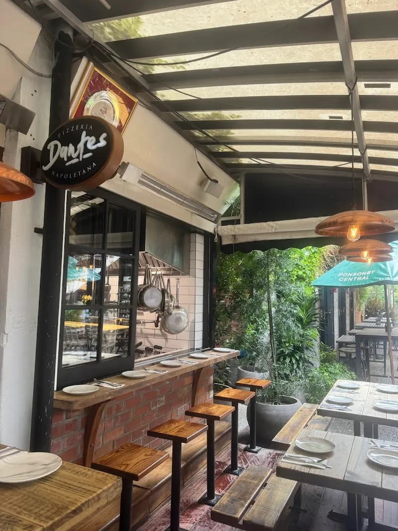 Dante's Neapolitan Pizzeria