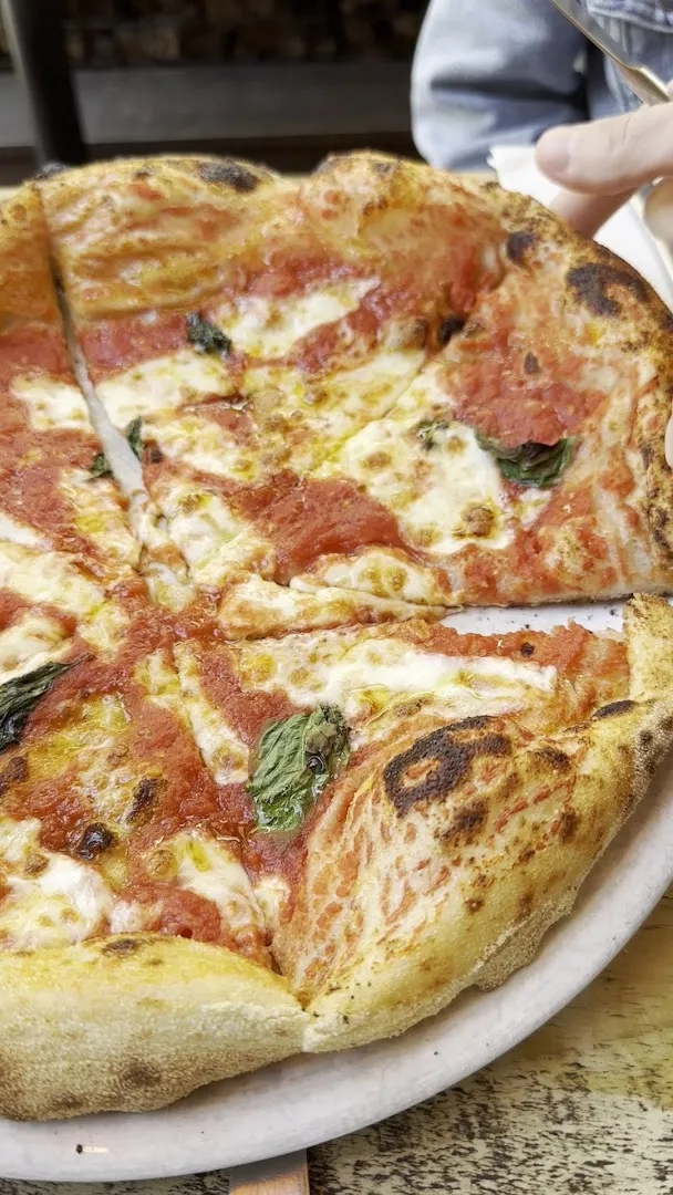 Dante's Neapolitan Pizzeria foto 8