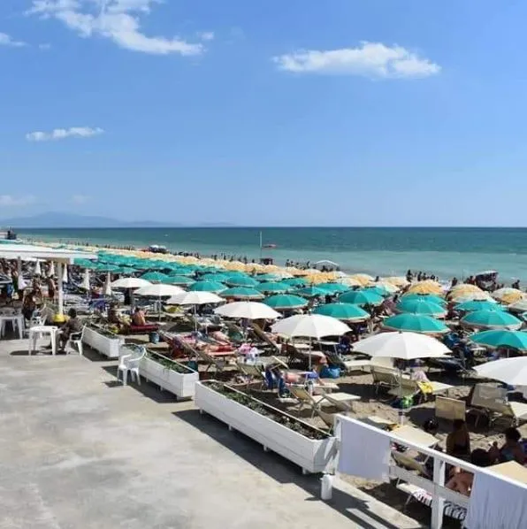 White Beach foto 10