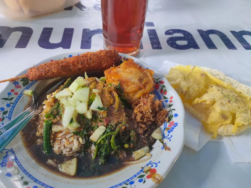 Pecel Kriuk Dan Rawon : Bu. Lilis photo 10