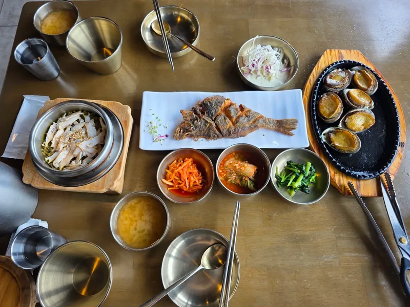 Myeongjin Jeonbok photo 9