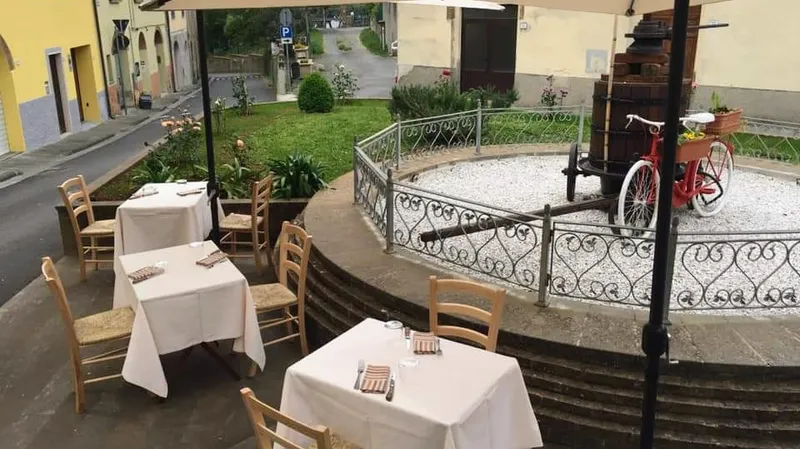 Riparbella