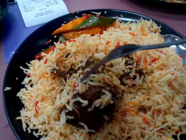 Zam Makan photo 8