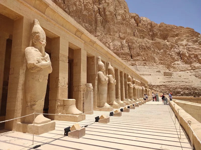 Temple of Hatshepsut foto 6