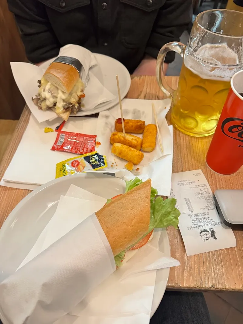 Margy Burger Milano foto 6