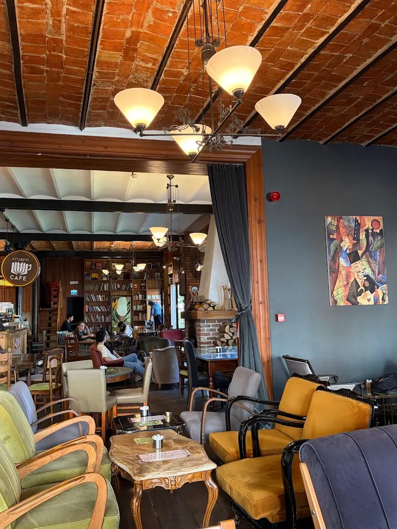 German Turkish Bookstore and Café photo 6