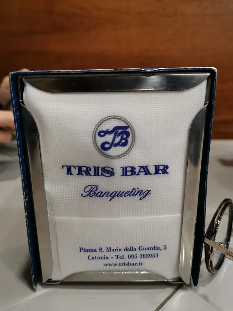 Tris Bar photo 9