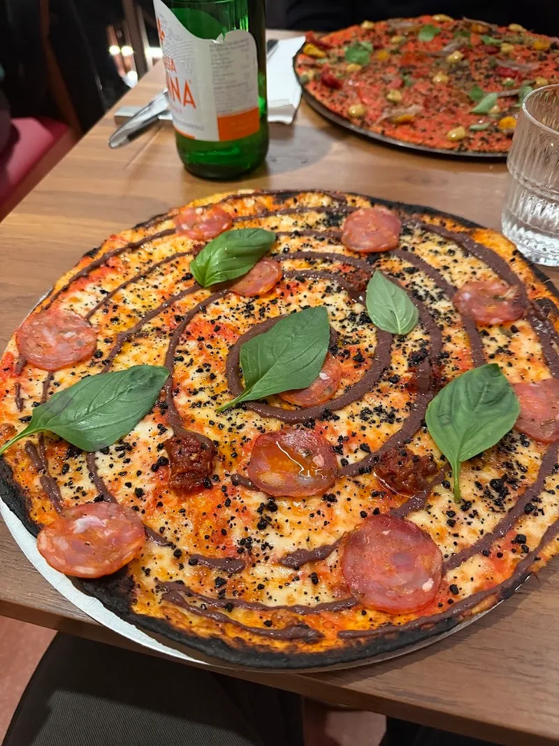Futura Pizzeria Romana photo 5