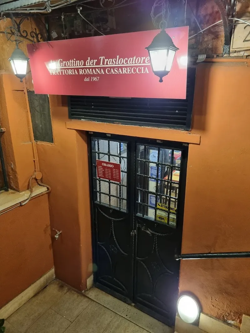 Er Grottino der Traslocatore