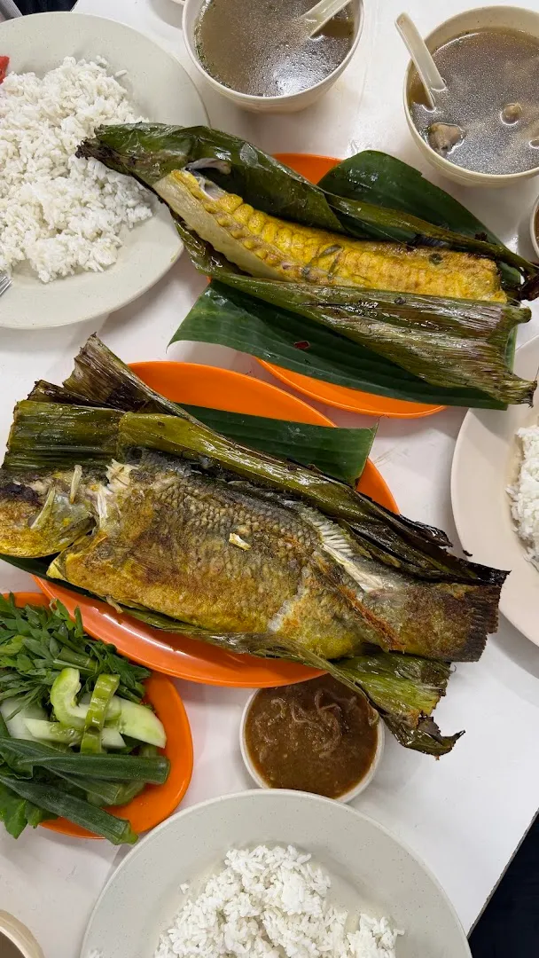 Mat Teh Ikan Bakar foto 5