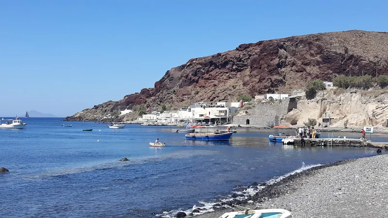 Red Beach photo 10